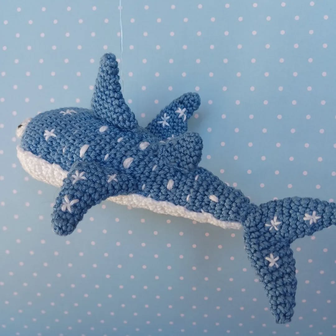 Requin baleine - création en crochet