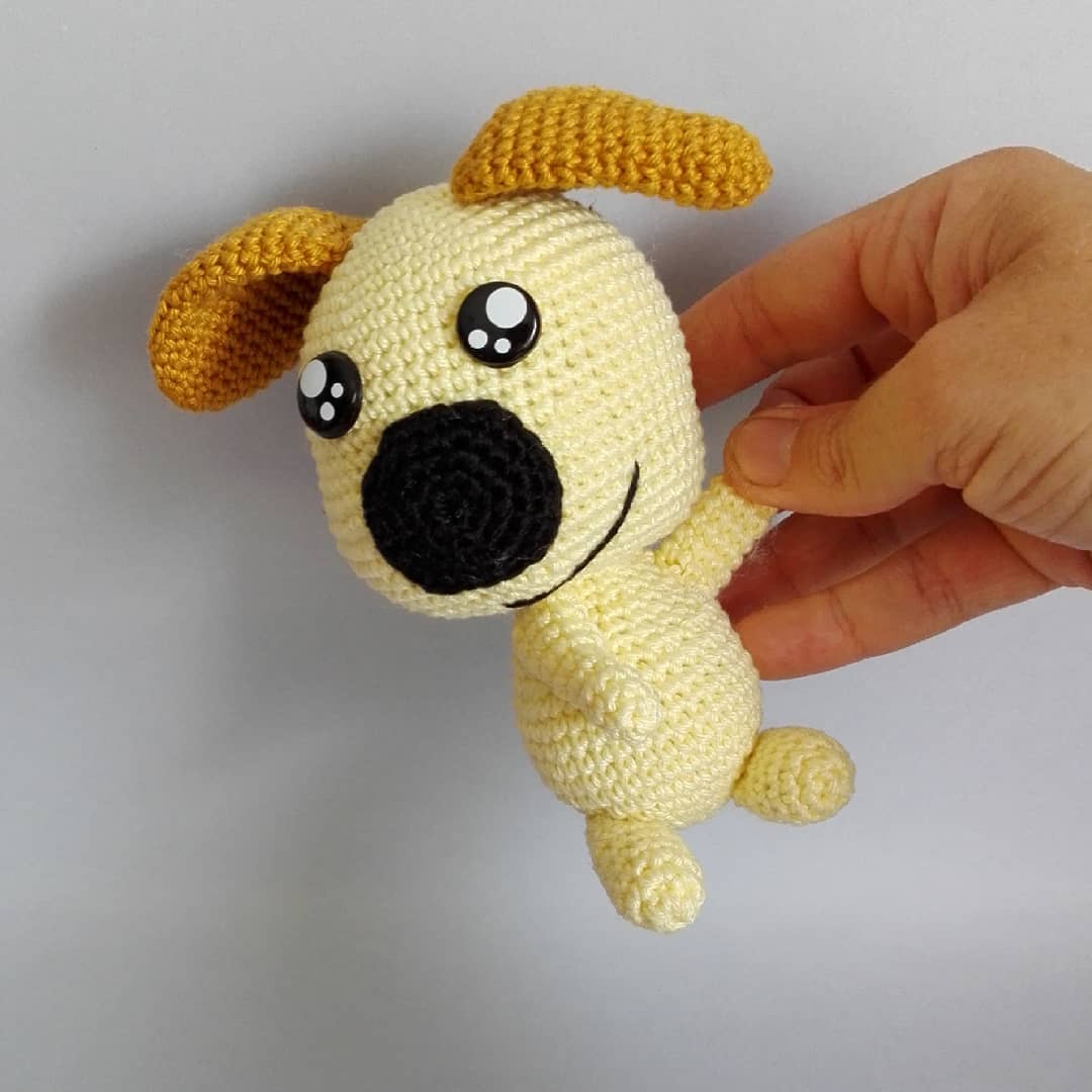 Poppy le chien - création en crochet