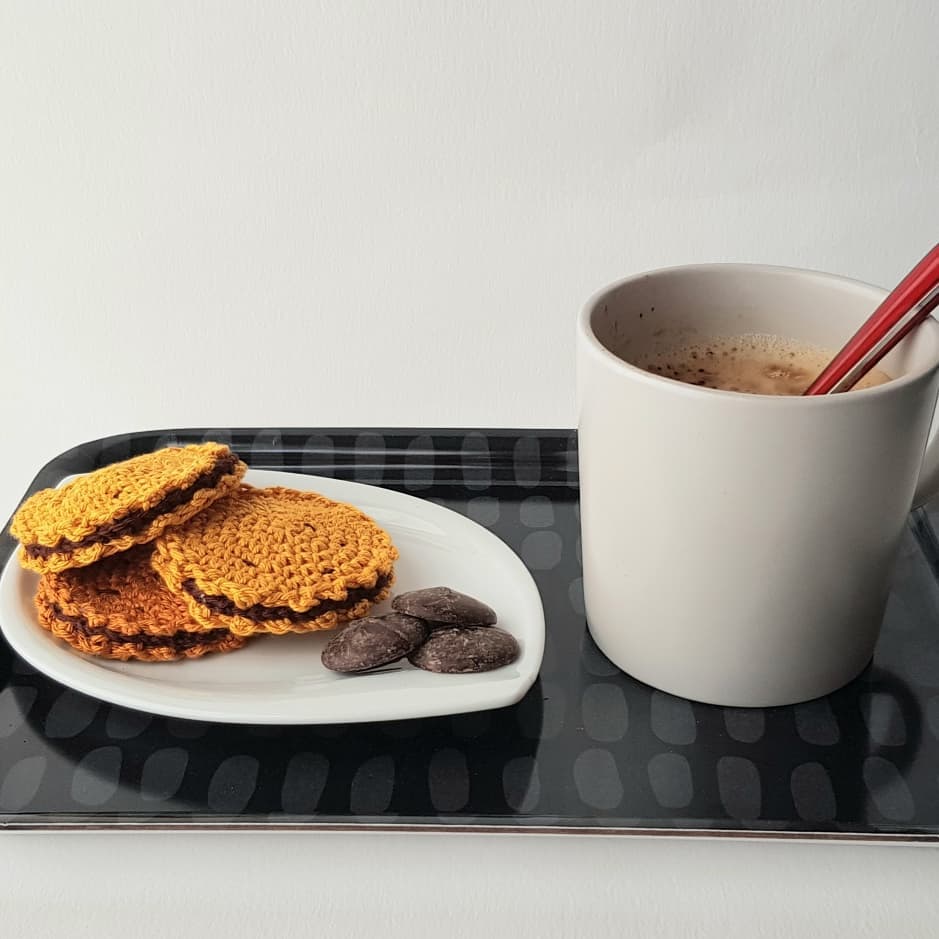 Petits gateaux  - création en crochet
